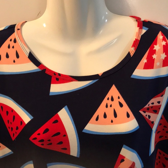LulaRoe Watermelon S/S Top - Picture 2 of 5